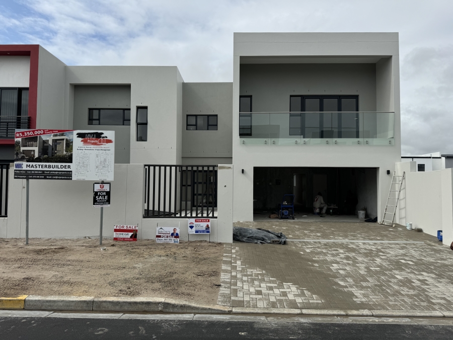 4 Bedroom Property for Sale in Sandown Western Cape